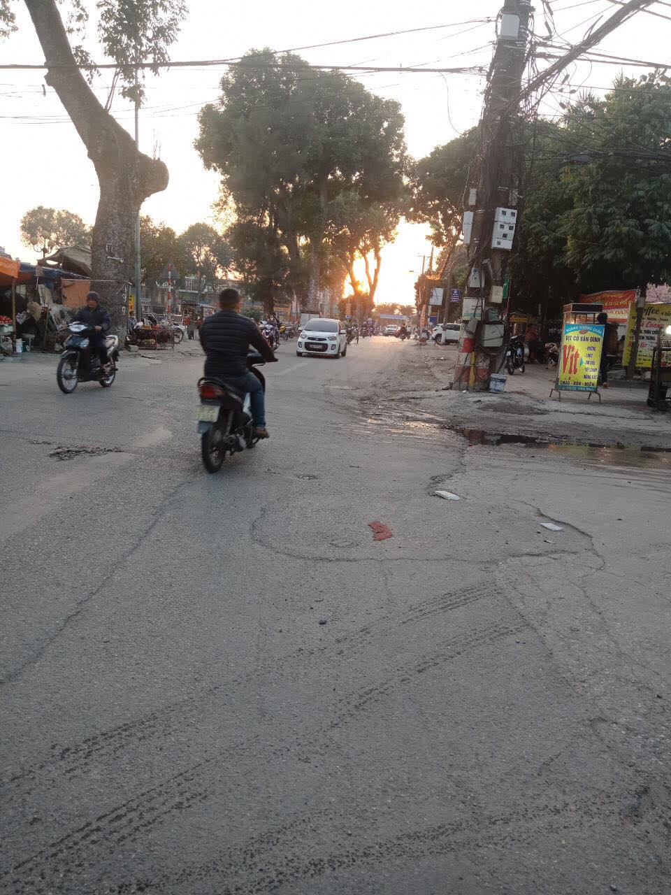 Bán 70 đất Tiền Phong,mt:4.3m,ô tô đỗ cửa, giá: 26 triệu/m.