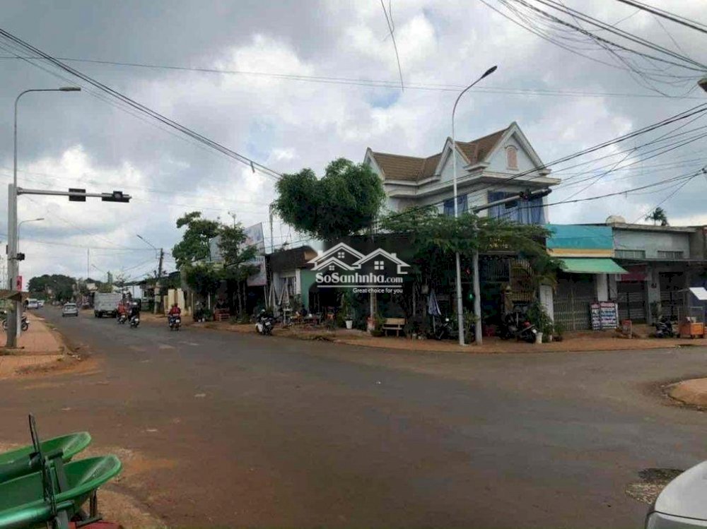 Bán đất khu chợ Phú Lộc - Đắk Lắkg giá 900 triệu/nền