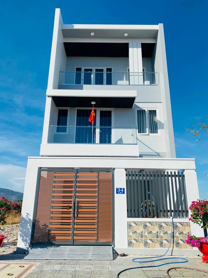 Bán nhà phố Bà Rịa City Gate Đã Xây Dựng Xong Liên hệ : 0901325595