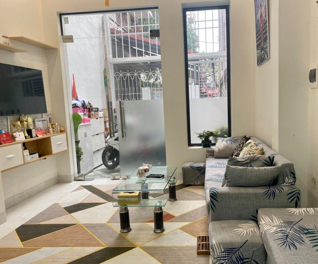 Bán gấp nhà đẹp Thanh Xuân chỉ 4.84 tỷ, 60m x 5T Ngõ Thông Ô Tô Đỗ Cửa Nhà Đẹp Ở Ngay