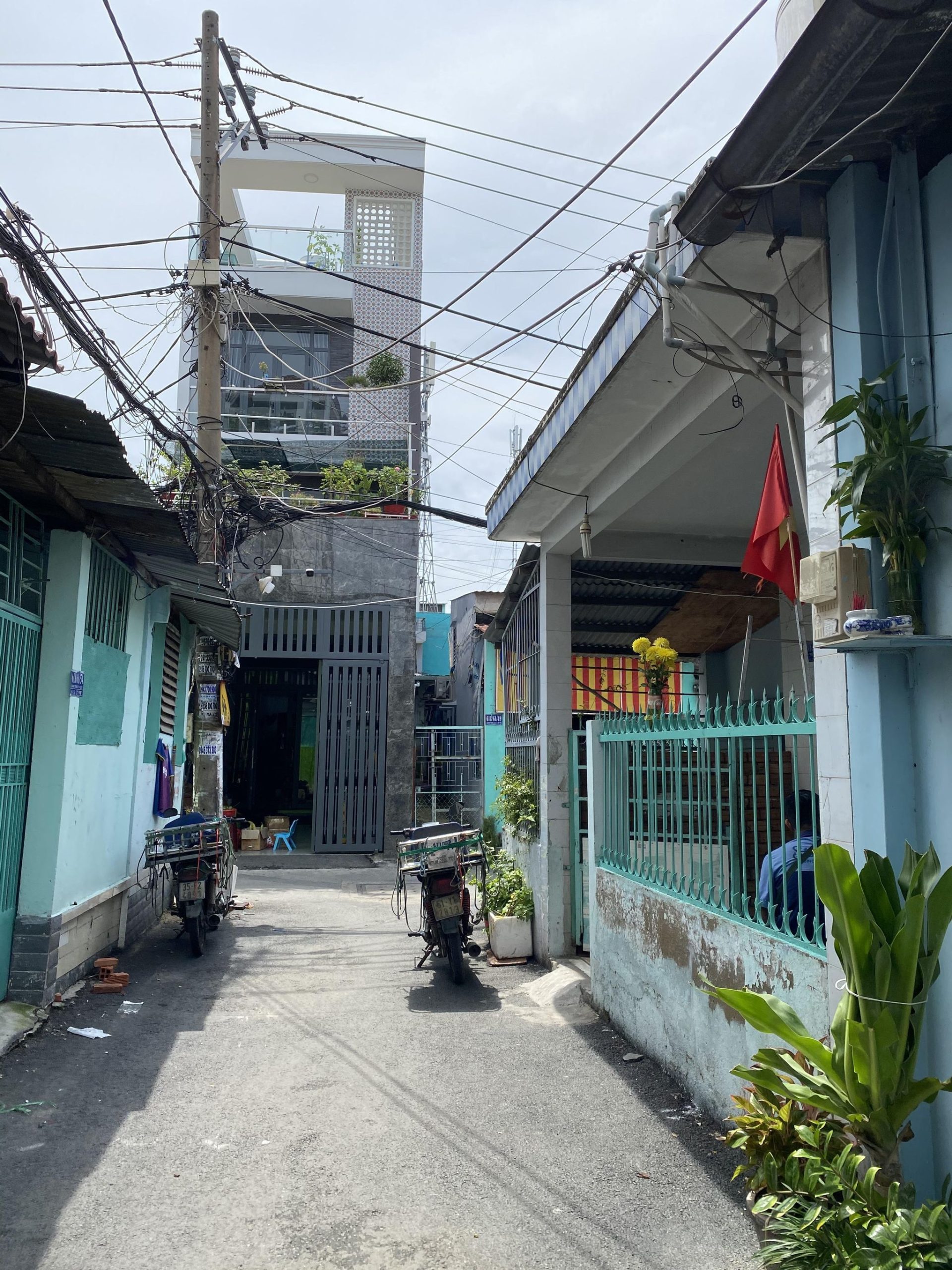 Nhà Cấp 4 tiện xây mới - P11 Quang Trung -70m² - ôtô ngủ trong nhà - Giá chỉ 5,8 tỷ.