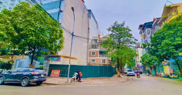 BÁN 700M ĐẤT MẶT PHỐ DỊCH VỌNG HẬU, CẦU GIẤY RỘNG 19M VÀO ĐÚNG CỬA GIÁ TỐT