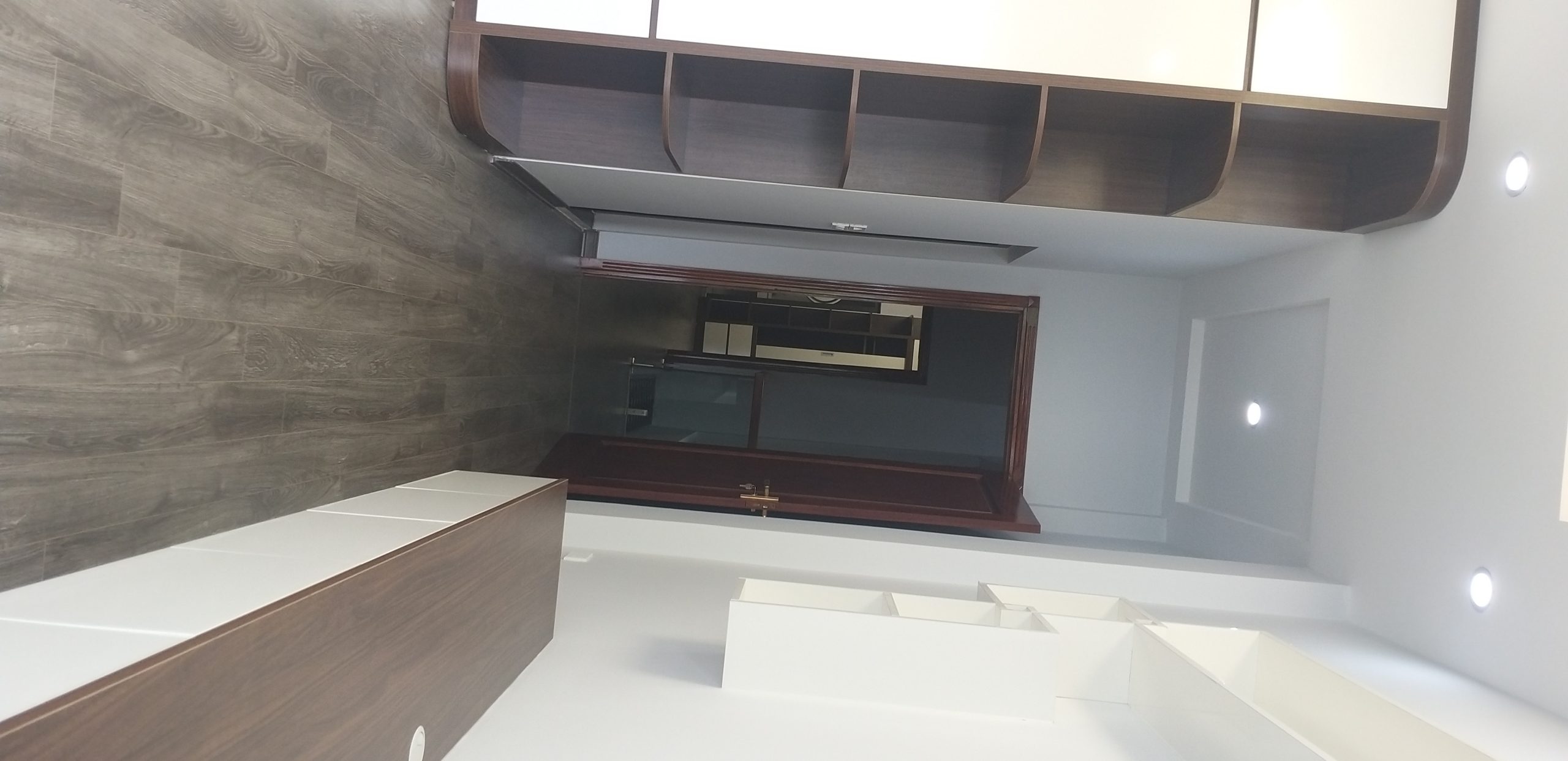 Bán Nhà phố Lâm Hạ Khu Vip Nhất quận Long Biên phân Lô Ôtô Tránh 6 tầng Thang Máy 70m 16 tỷ