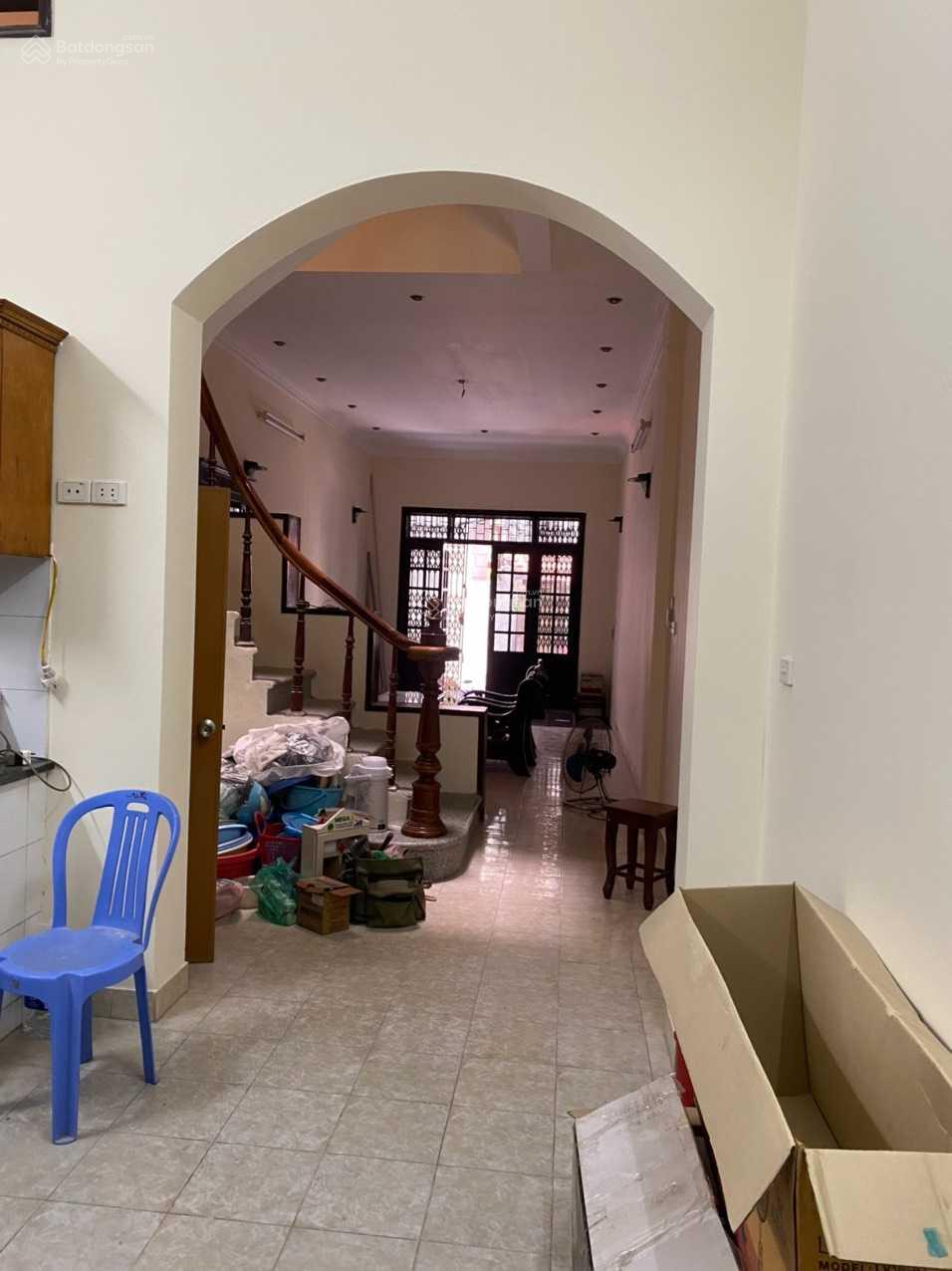 Cho thuê nhà riêng tại ngõ 58 Đào Tấn , DT 65m2 x 3 tầng , thông thoáng yên tĩnh , giá 16tr/tháng