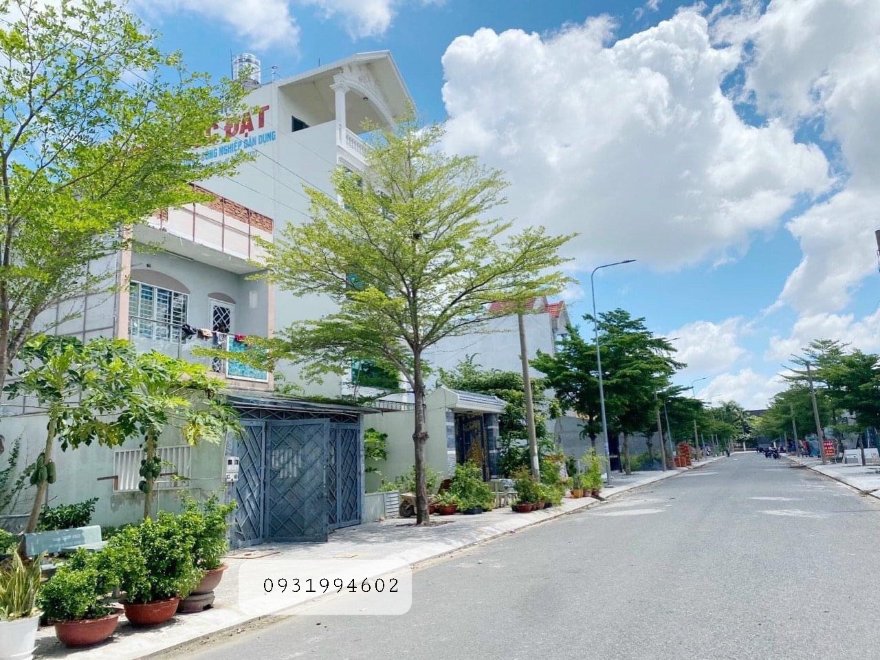 Kẹt tiền kinh doanh cần sang gấp đất MT Nguyễn Ảnh Thủ Hóc Môn, 78m² vuông vức, xây tự do, sổ riêng, giá: 1.7 tỷ