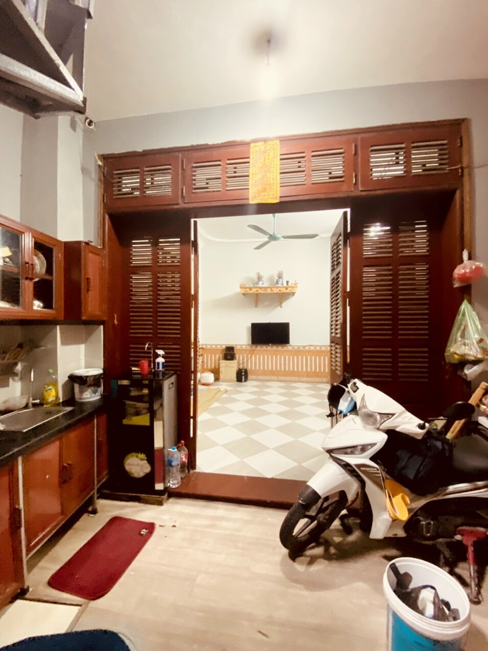 Bán nhanh nhà Lê Quang Đạo nhỏ tiền đang cho thuê 12tr