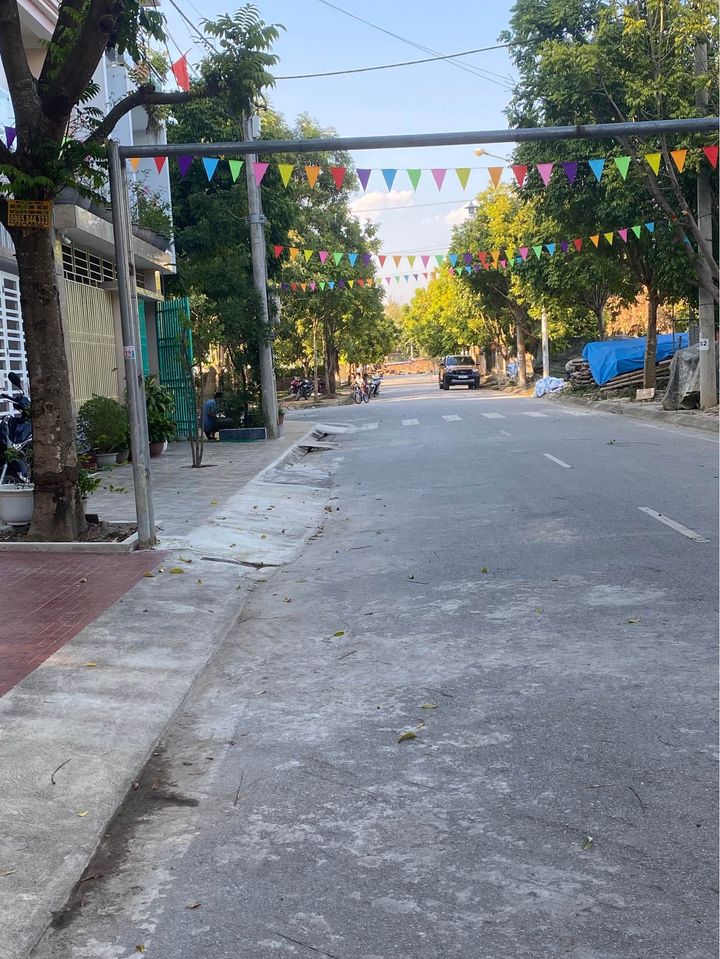 Cần bán mảnh đất tại khu đô thị mới Bom La, Điện Biên