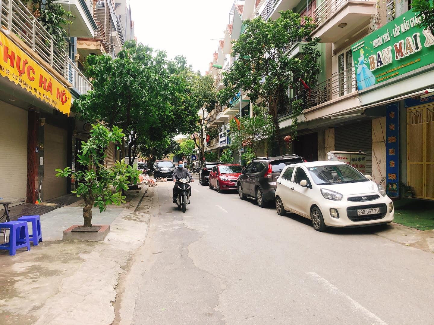 5 Tỷ 950 Nhà Phố Trần Phú, Hà Đông DT 50 m, 4 tầng, Ô Tô Đỗ Cửa