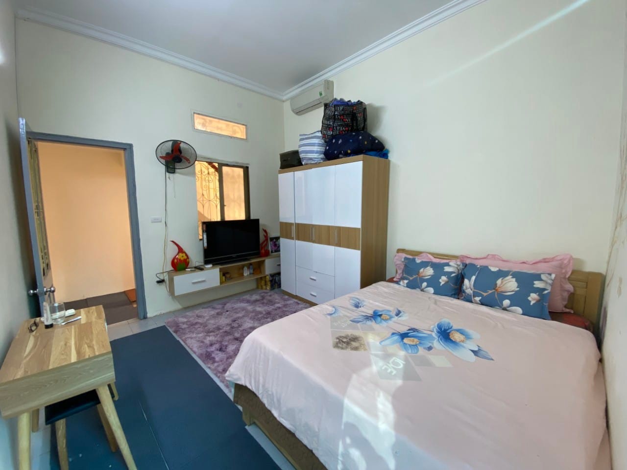 Chính chủ Bán nhà Tứ Liên 51m2 Ô tô sát cửa 4 tỷ