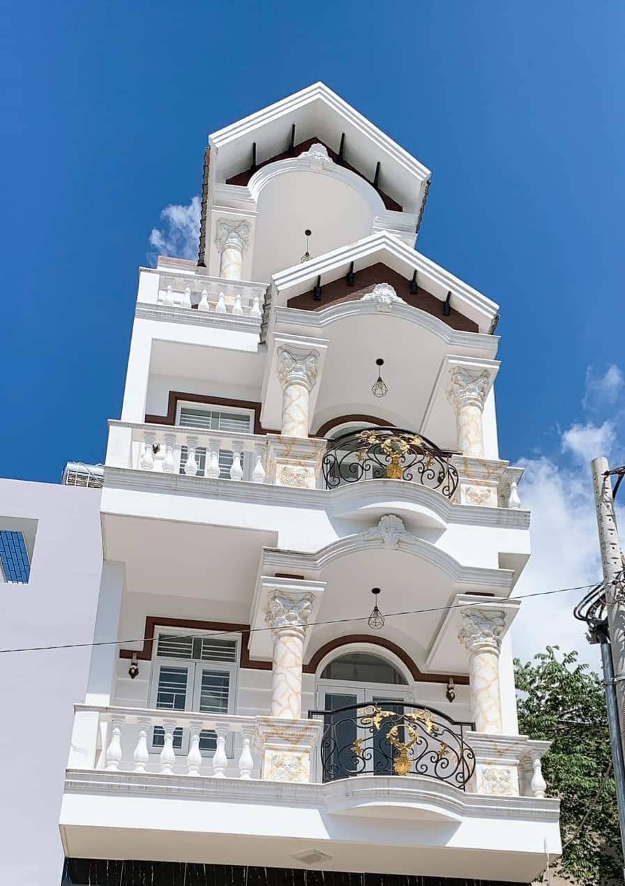 BÁN NHÀ 5 TẦNG - LÊ VĂN QUỚI - HẺM 8M THÔNG - 4.7M X 14M CHỈ 6.8 TỶ