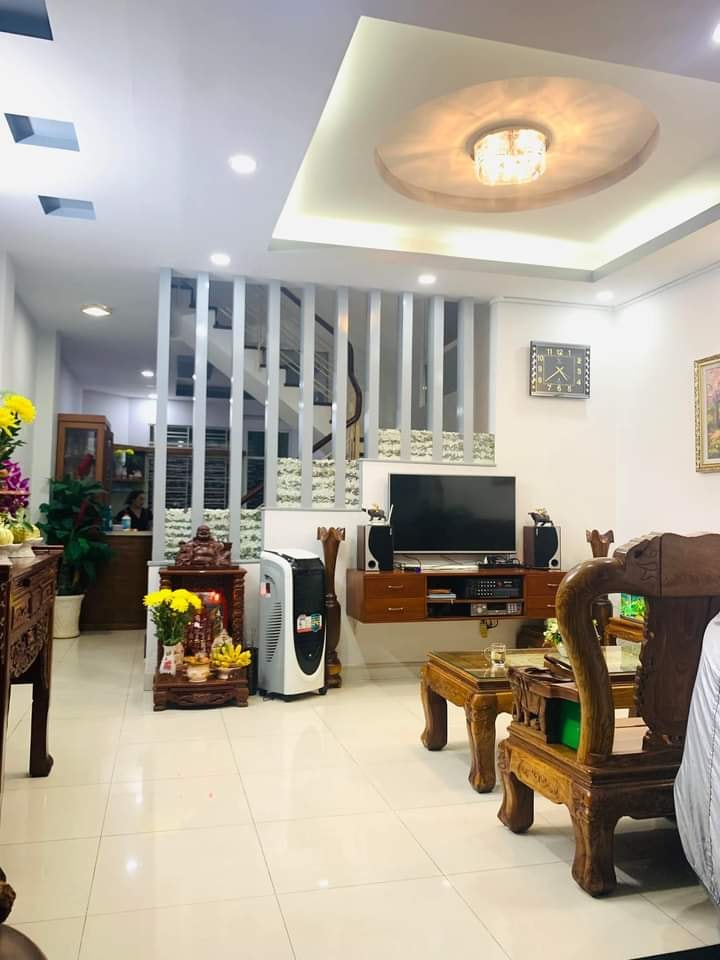 Bán nhả Hẻm xe hơi gần Văn Cao Tân Phú, 84m2, 4PN chỉ 4.9 tỷ