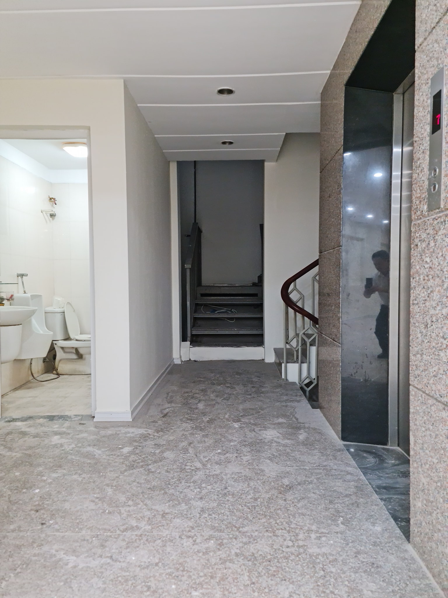 SIÊU HIẾM! KINH DOANH ĐỈNH NHÀ MẶT PHỐ LÊ TRỌNG TẤN 182M2-8TẦNG - 5.6M-63TỶ