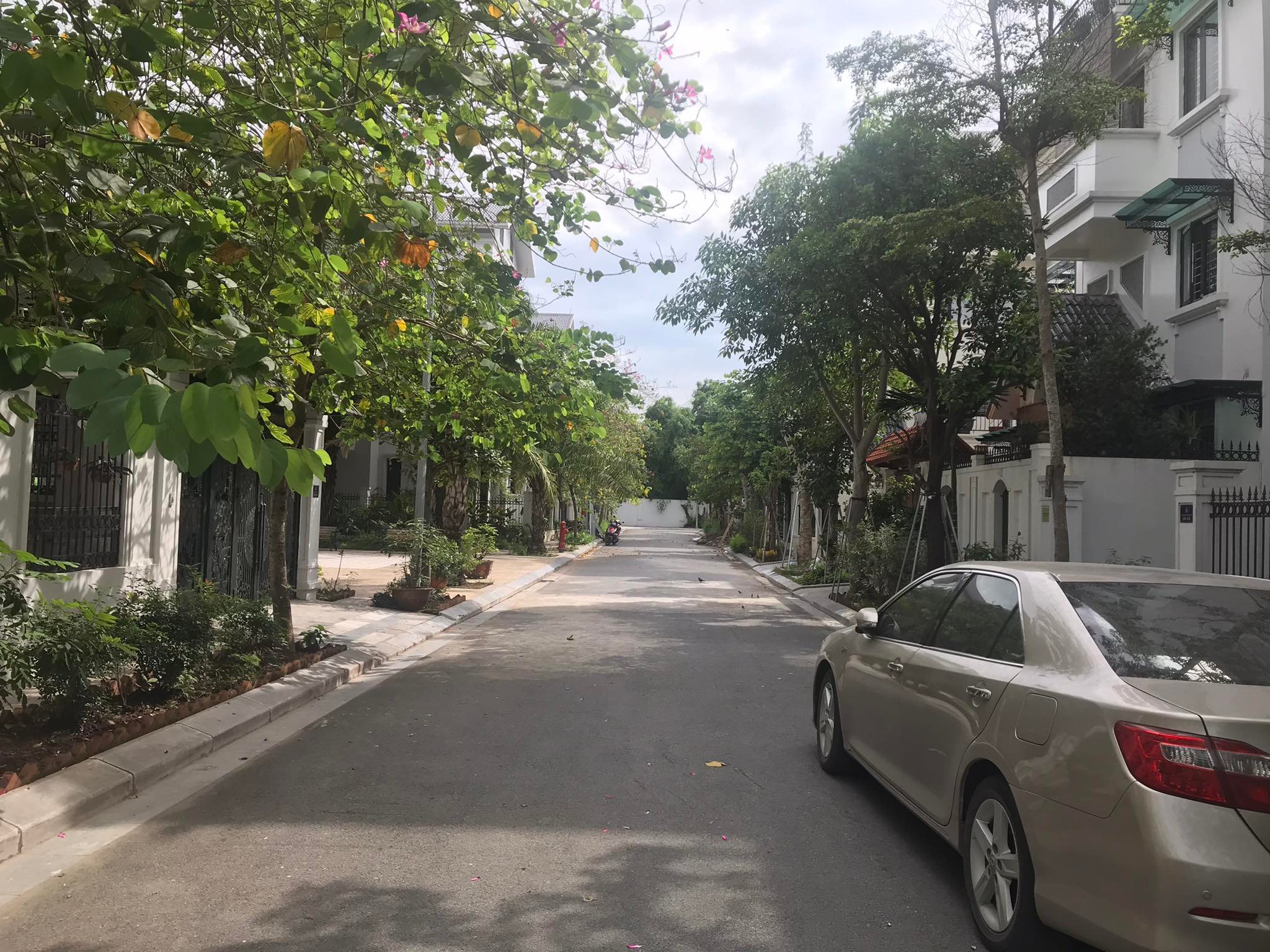 Bán Nhà Liền Kề KĐT Vân Canh, Hoài Đức 105m 5T Ô tô 10,x tỷ