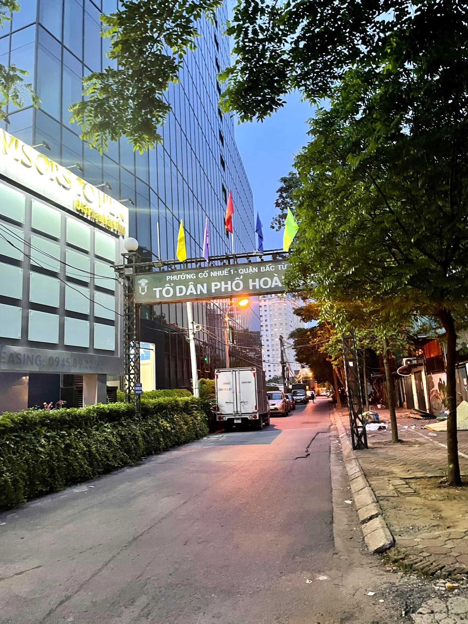 Mình có nhà Cổ nhuế gần đường Phạm Văn Đồng cần bán