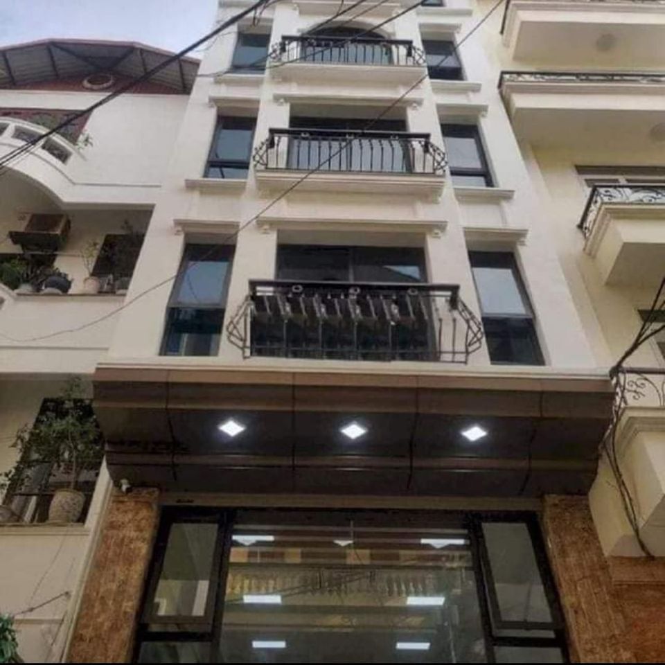 Bán Gấp nhà Tây Sơn , Đống Đa, Kinh Doanh, Ô tô, 46m, 5 Tầng.