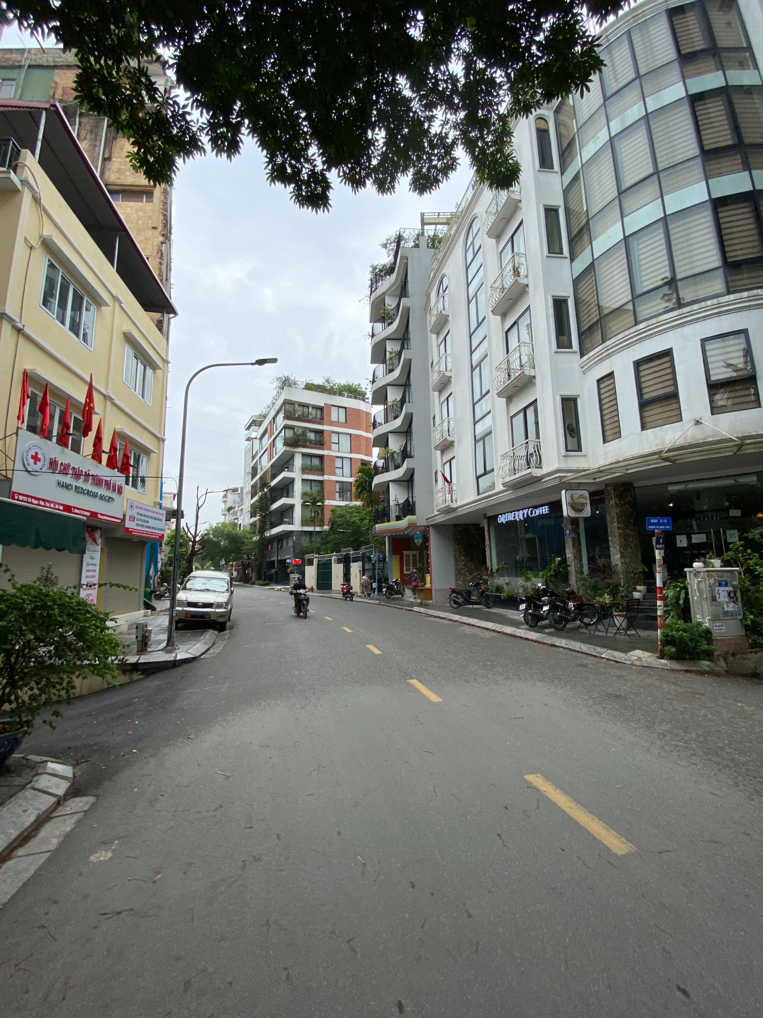 SIÊU HIẾM TÔ NGỌC VÂN TÂY HỒ 225M 49 TỶ, KHU VIP NGÕ TO HƠN MẶT PHỐ KINH DOANH ĐỈNH.