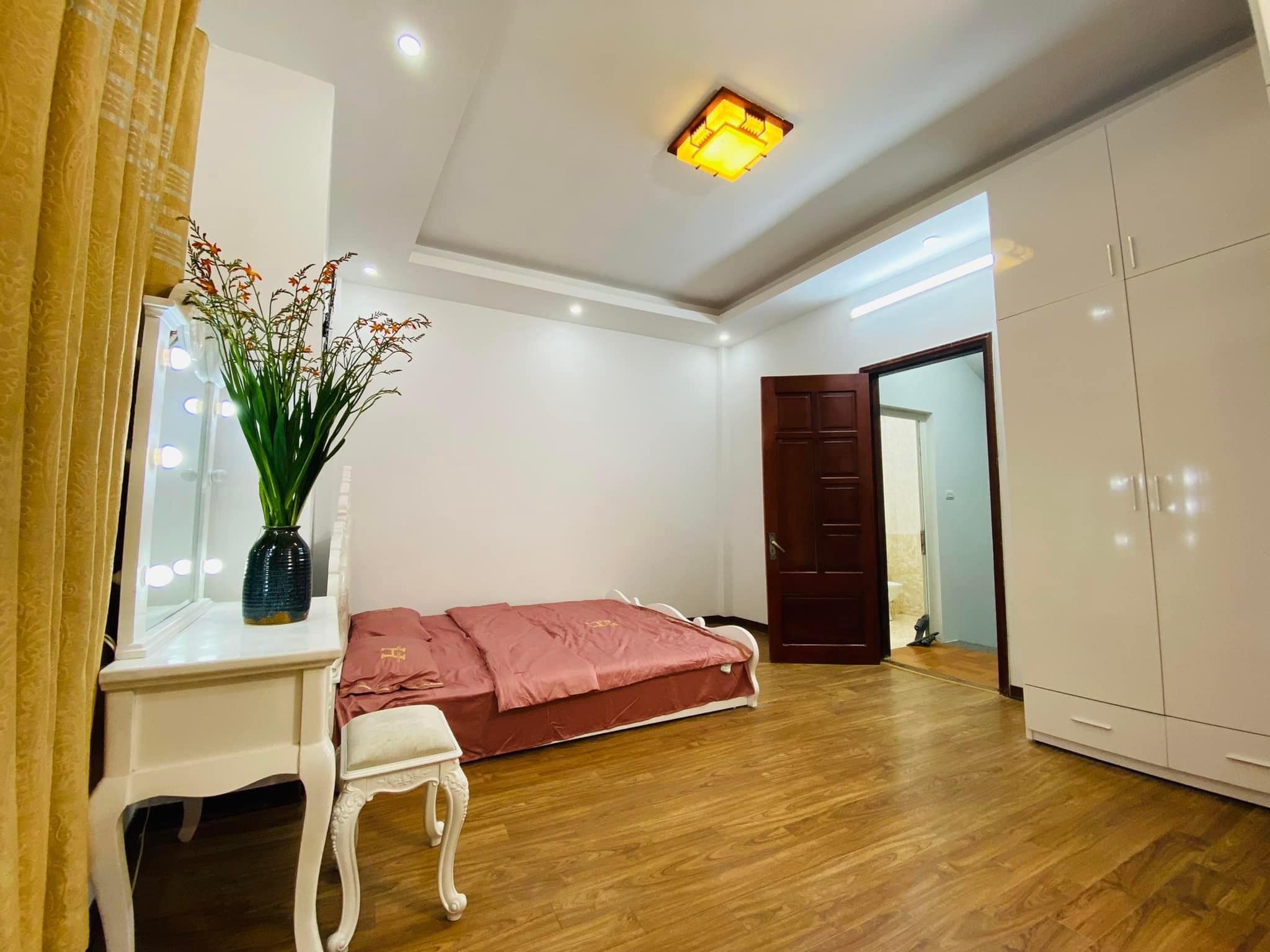 Bán nhà tặng nội thất, Giáp Nhị Hoàng Mai, 5 tầng, 3.5 tỷ