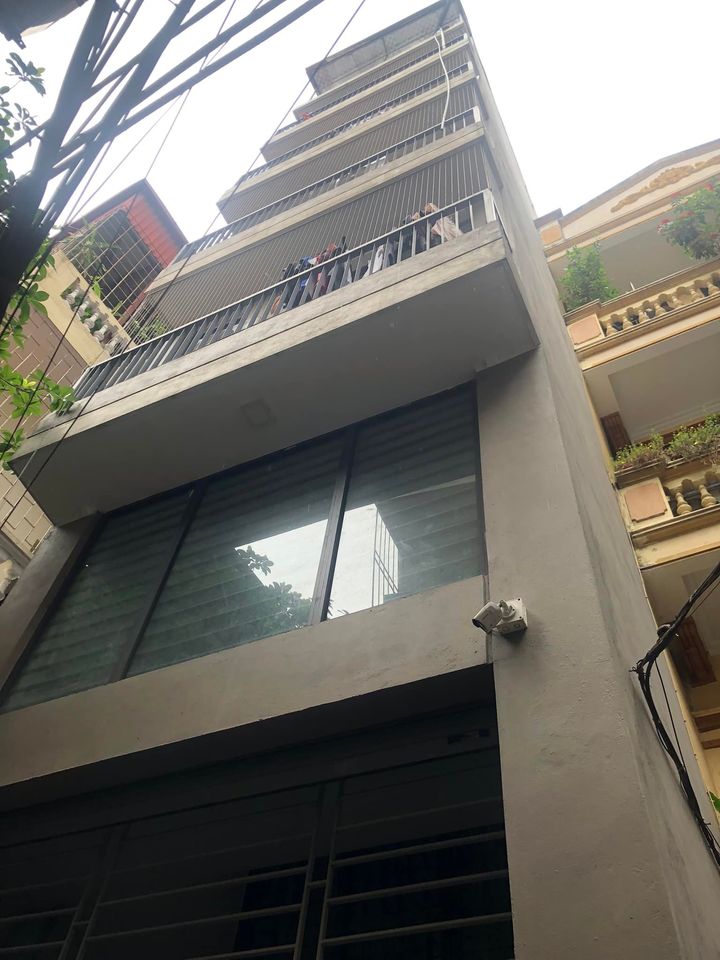 Giá rẻ bất ngờ CCMN Hồ Tùng Mậu,DT 95m2x7T,13phòng,siêu phẩm dòng tiền,ĐH Thương Mại.