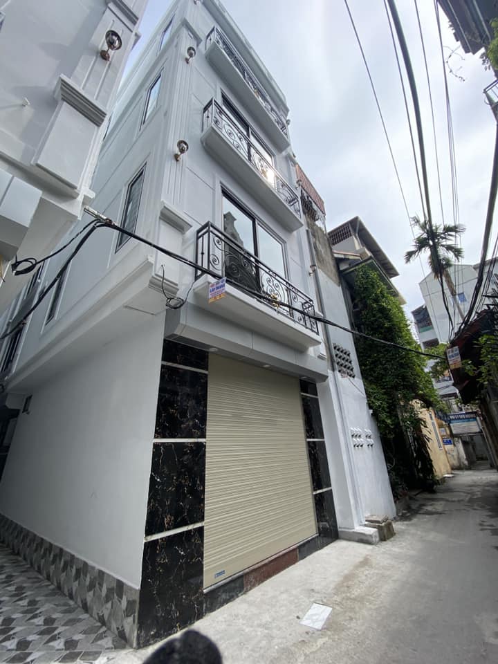 NHÀ ĐẸP LÔ GÓC VỀ Ở LUÔN PHỐ HỒNG MAI HAI BÀ TRƯNG, DT 41 4 TẦNG MT 3,8M, NGÕ THÔNG KINH DOANH.