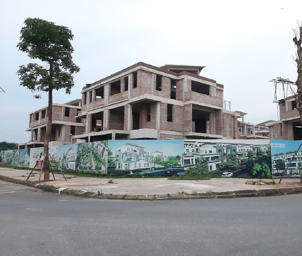 Biệt thự đơn lập thượng lưu ngay giữa khu đấu giá 31ha, Trâu Quỳ, GL. 246m2 3 tầng.