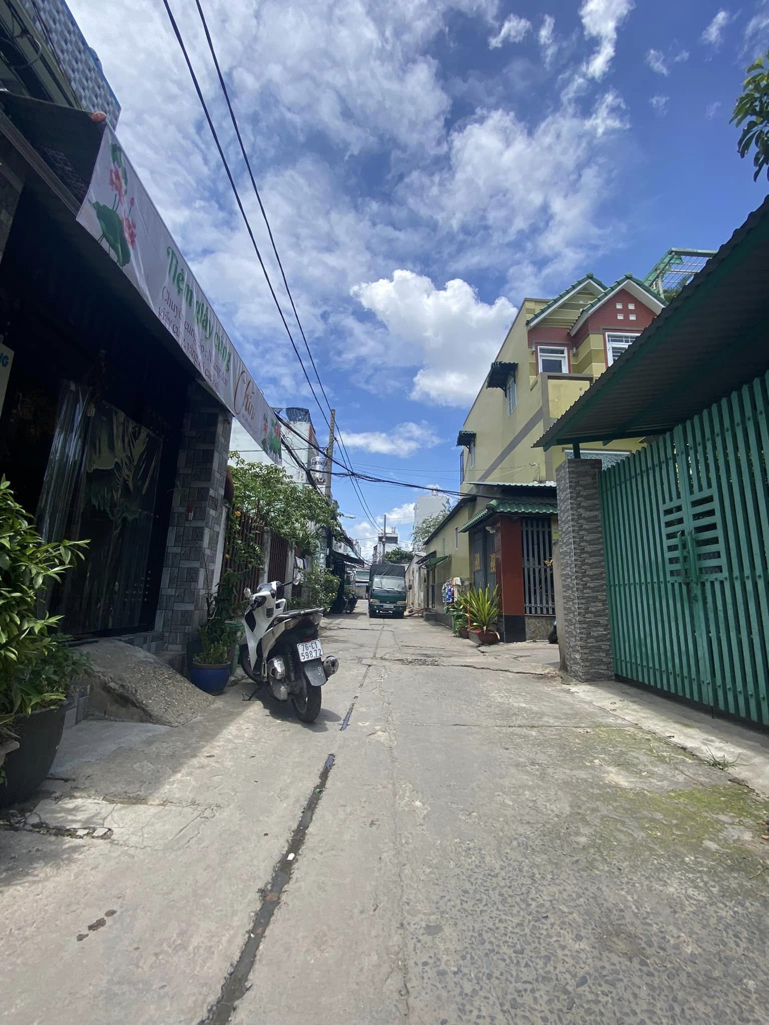 Bán nhà Hẻm xe hơi Nguyễn Sơn Phú Thọ Hoà, Tân Phú, 80m2, Ngang 6.6m