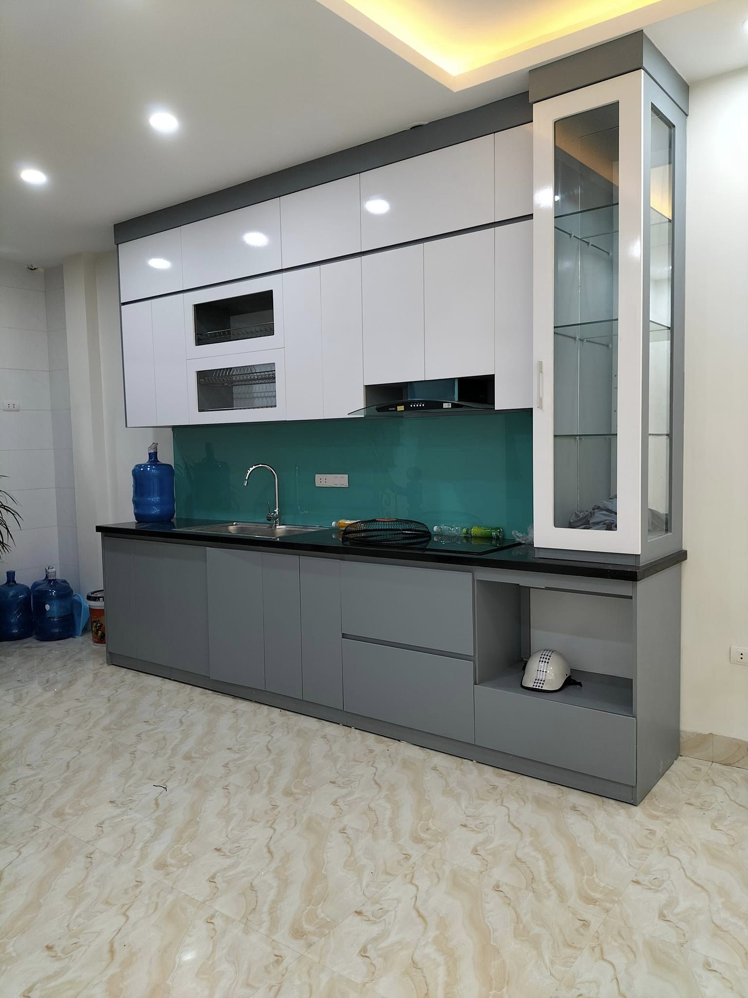 Nhà mới siêu rẻ Trần Thái Tông - Cầu Giấy DT 58m2X5T KD ,ở luôn. giá 8.9 tỷ.