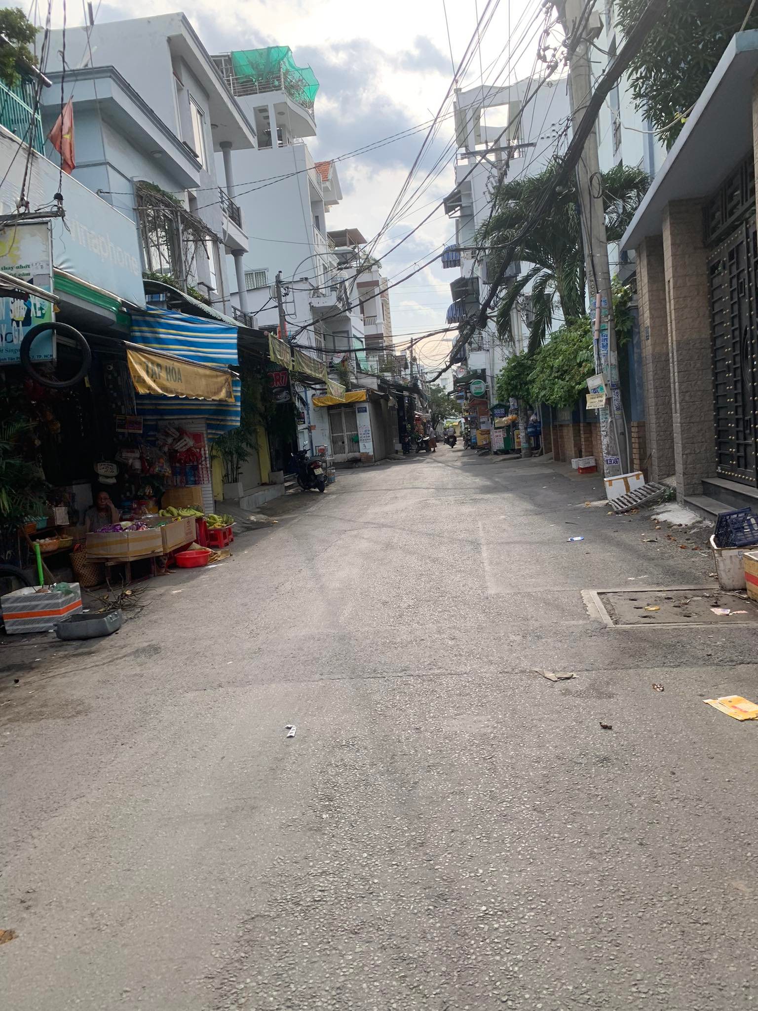 BÁN NHÀ 3 TẦNG- FULL NỘI THẤT-HXH TRUNG TÂM Q7 -HUỲNH TẤN PHÁTGIÁ: 8.4 tỷ