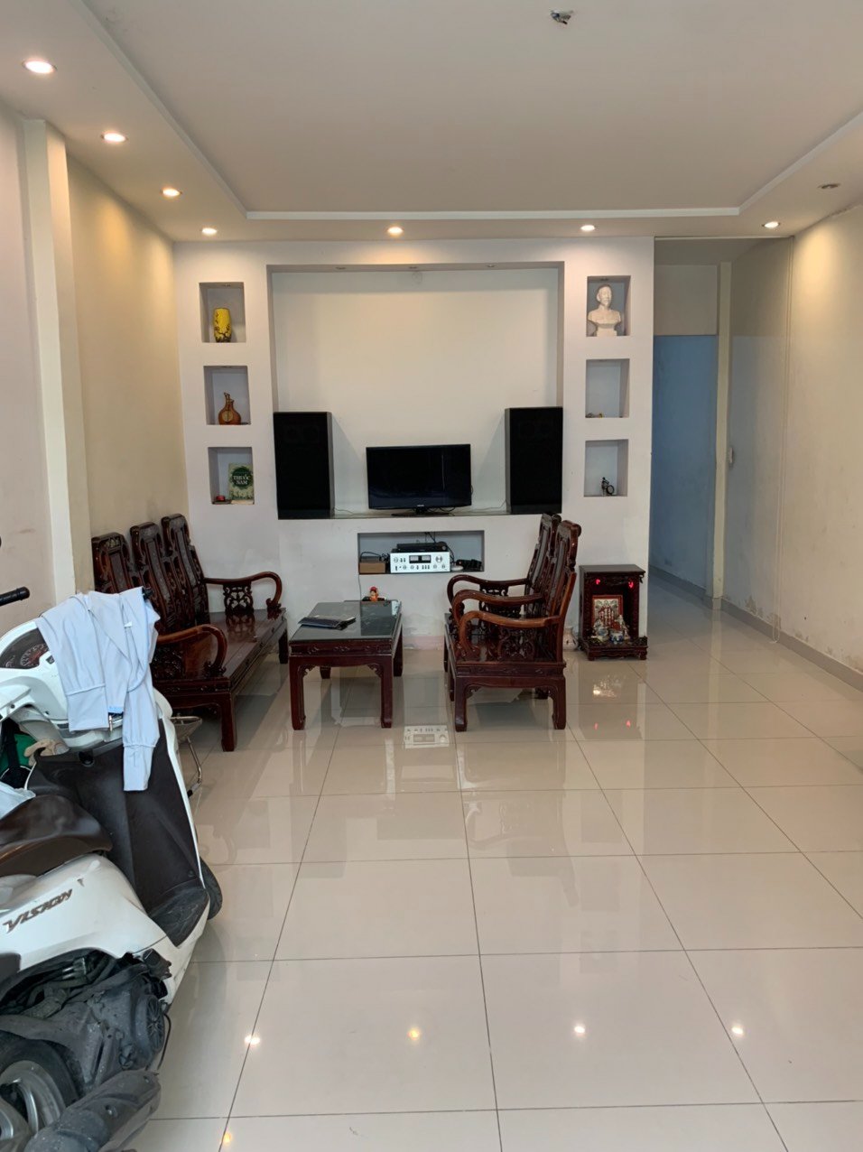 HXH Nguyễn Văn Quá 68m2 ngay nhà hàng Đông Phương