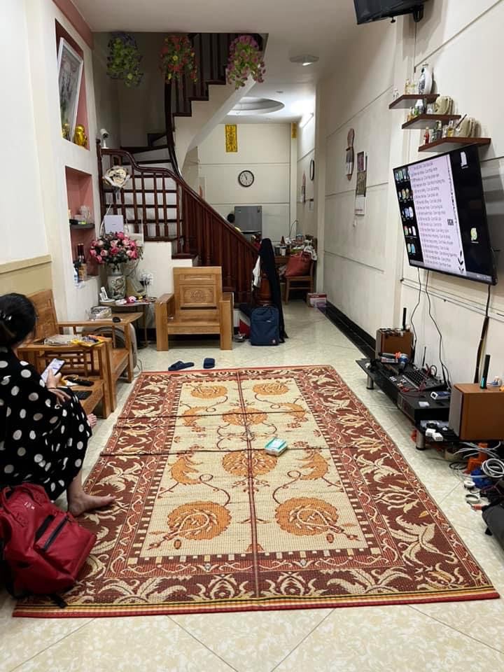Bán nhà tặng nội thất, Trương Định Hoàng Mai, 40m2, 4 tầng, nhỉnh 4 tỷ