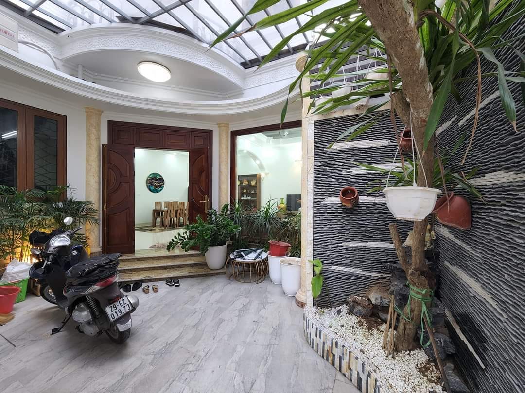 Bán nhà Q.Ba Đình- Kèm Nội Thất-20m ra phố-Đầy đủ tiện ích