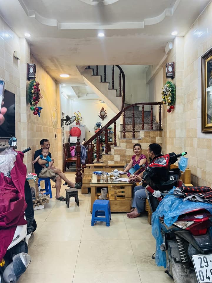 Bán nhà tại Vĩnh Hưng , Q Hoàng Mai , Hà Nội 36m2 , 4 tầng , giá 4.3tỷ