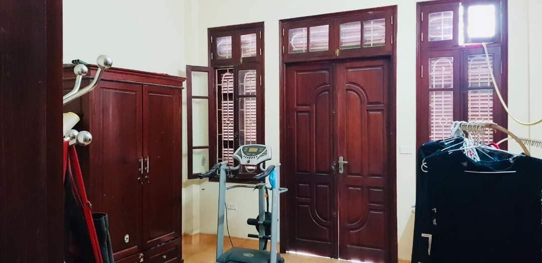 Mỹ Đình - Vị trí thuận lợi - Gần trục chính - Nhà xây kiến cố chắc chắn - Vượng khí quanh nhà - Nở