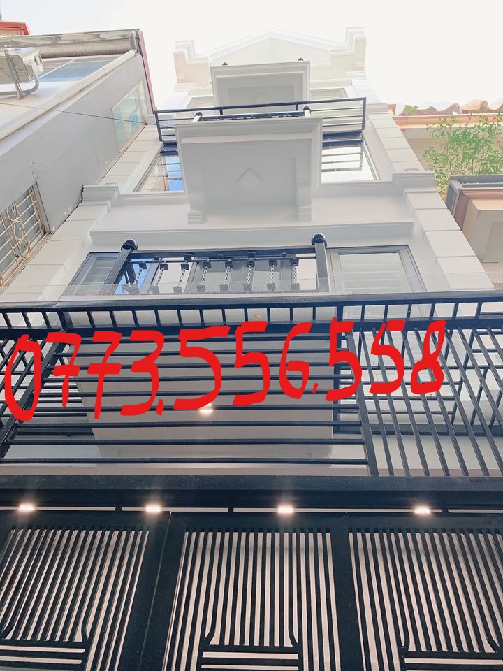 Bán nhà Đào Tấn-Ba Đình-Diện tích 35m2-5 tầng-Còn mới-Cách đường ô tô 15m-Vị trí đẹp.