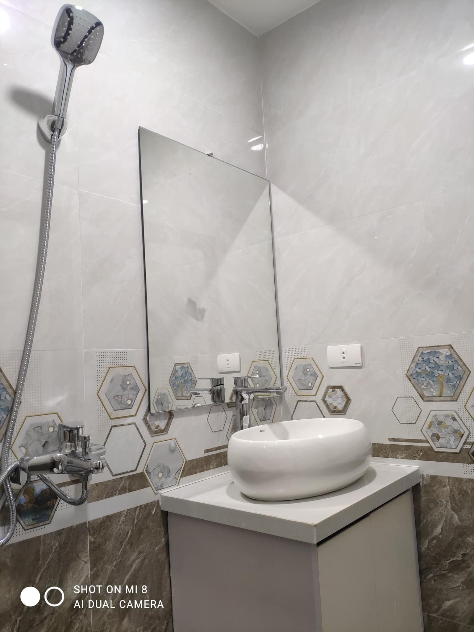 [KINH DOANH - GIÁ TỐT] LÔ GÓC - OTO VÀO NHÀ - GẦN TRUNG TÂM QUẬN CẦU GIẤY - NHỈNH 7 TỶ