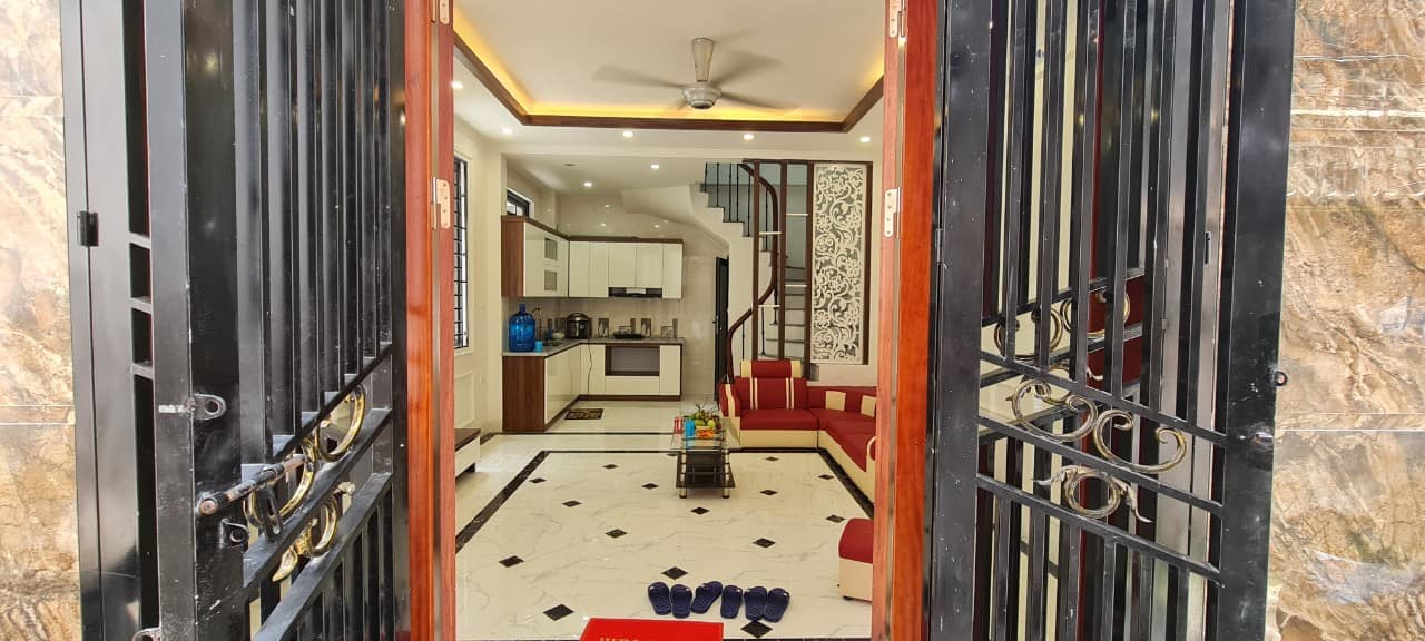 Bán nhà Nghi Tàm, Tây Hồ 76m/6T/8N Gara Kinh doanh 6 tỷ