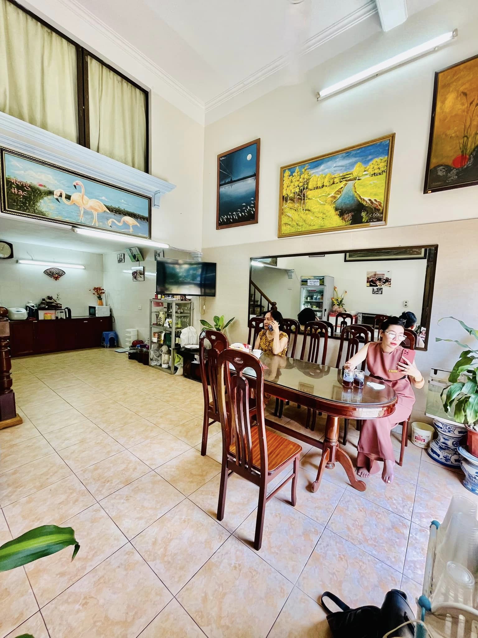 Chính chủ bán nhà riêng ngõ 127 Hào Nam, Đống Đa. DT 50m2. Giá 6,5tỷ.