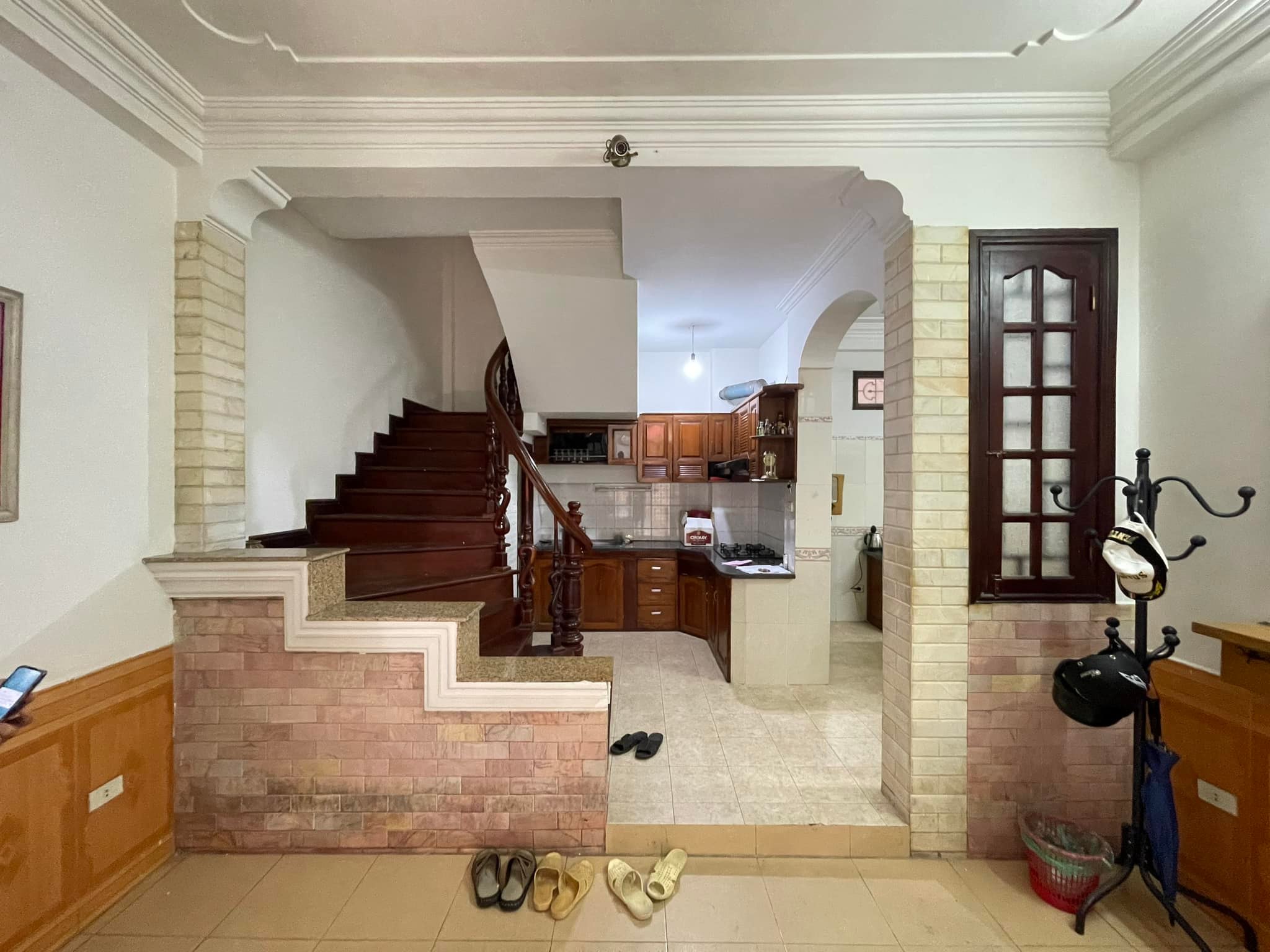 BÁN NHÀ 4 TẦNG QUAN NHÂN, NGÕ THÔNG, MẶT TIỀN RỘNG, Ở NGAY.