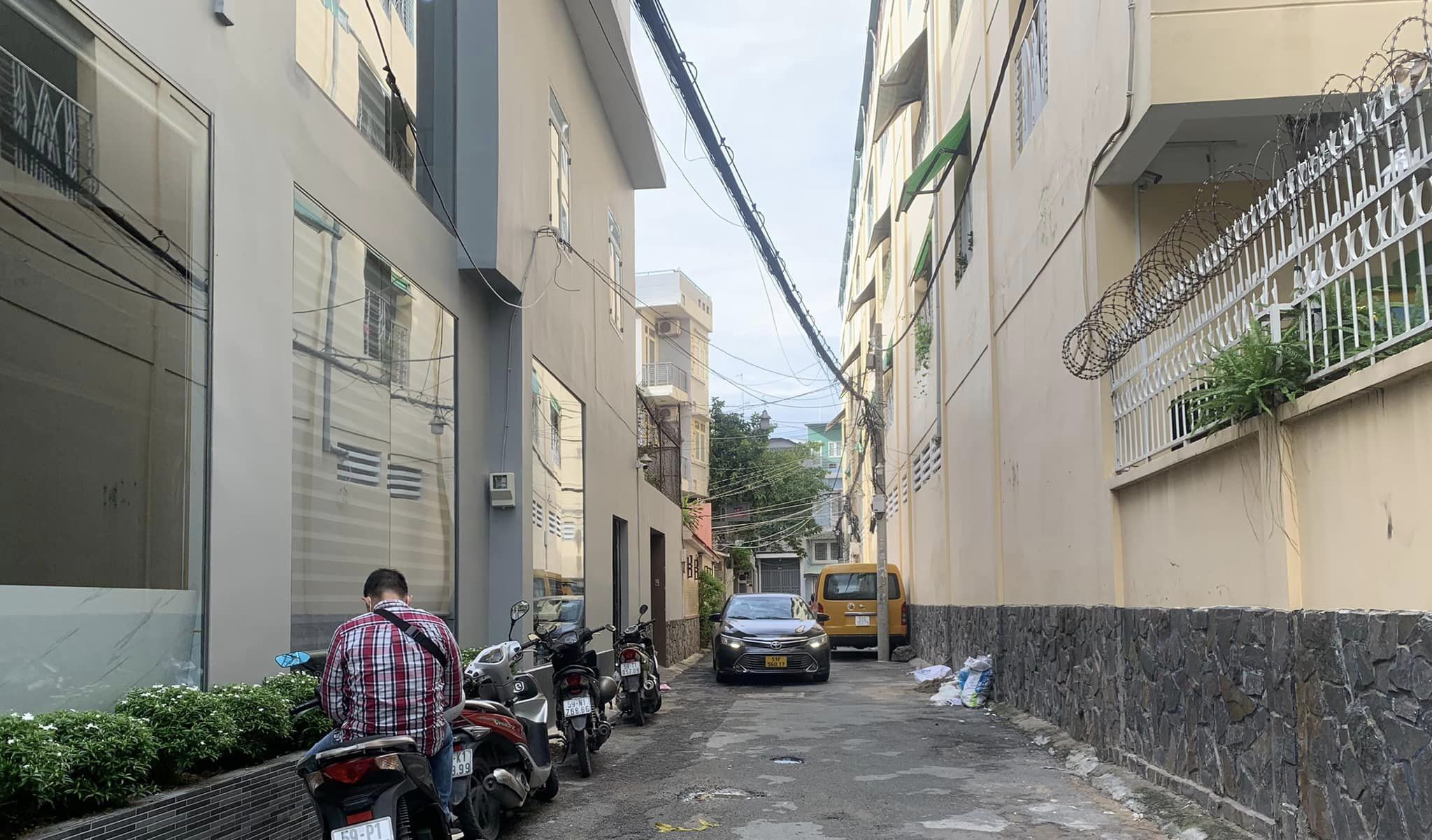 BÁN NHANH NHÀ PHƯỜNG 6 QUẬN TÂN BÌNH, HẺM XE HƠI VÀO NHÀ 90M GIÁ 13 TỶ