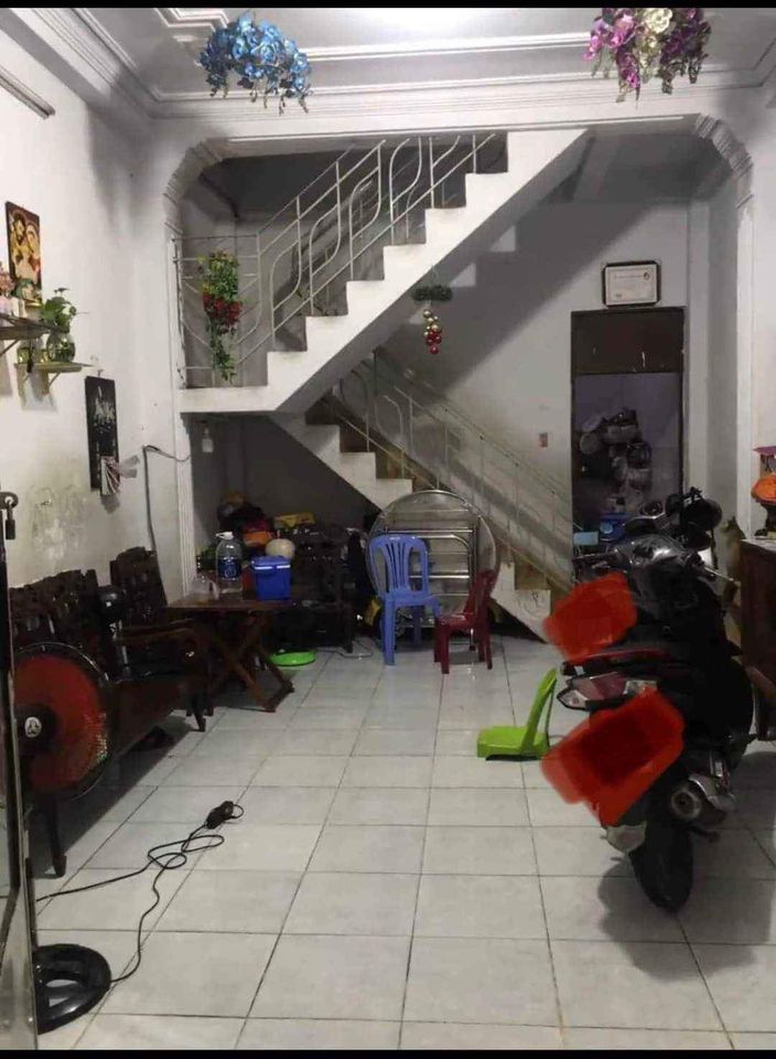 BÁN NHÀ LÊ THÚC HOẠCH -4 X 12.5 -3 TẦNG CHỈ 6.3 TỶ