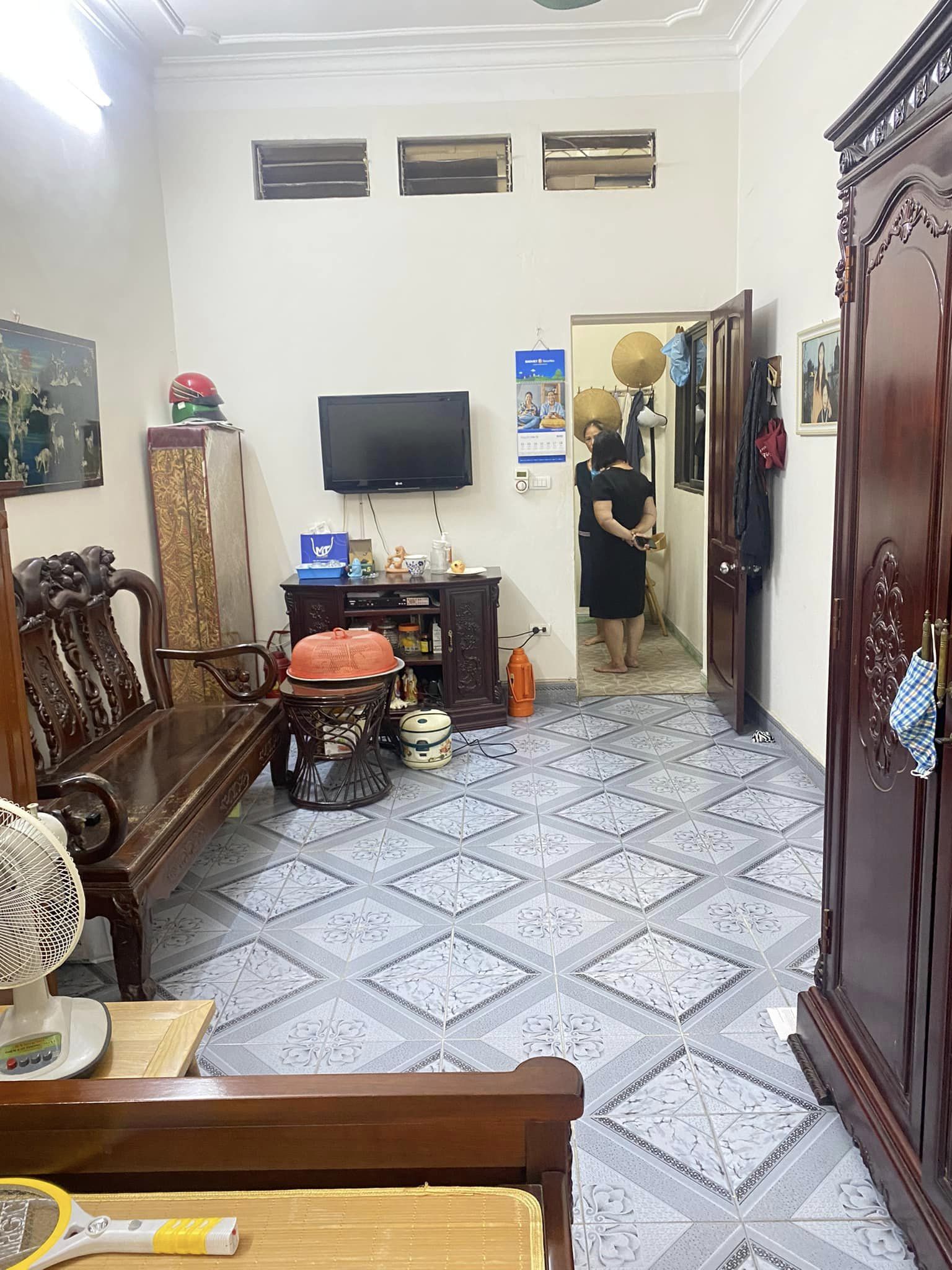 Bán nhà tại Tây Sơn , Đống Đa , Hà Nội 40m2 , 4tầng , giá 6.4tỷ