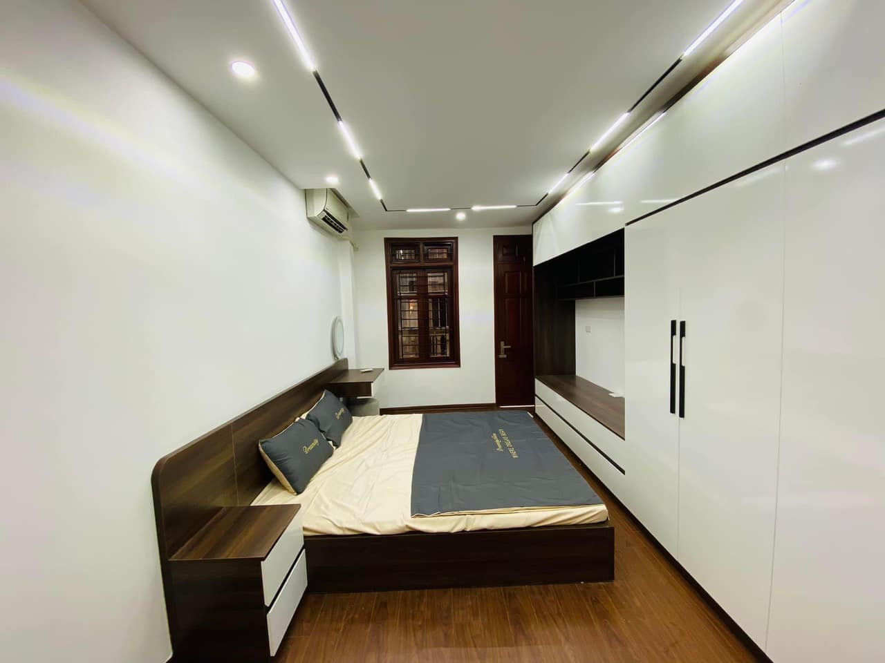 Bán nhà Thành Công, Ba Đình, lô góc, nở hậu, 3 thoáng, 45m2x5T, giá 4.5 tỷ