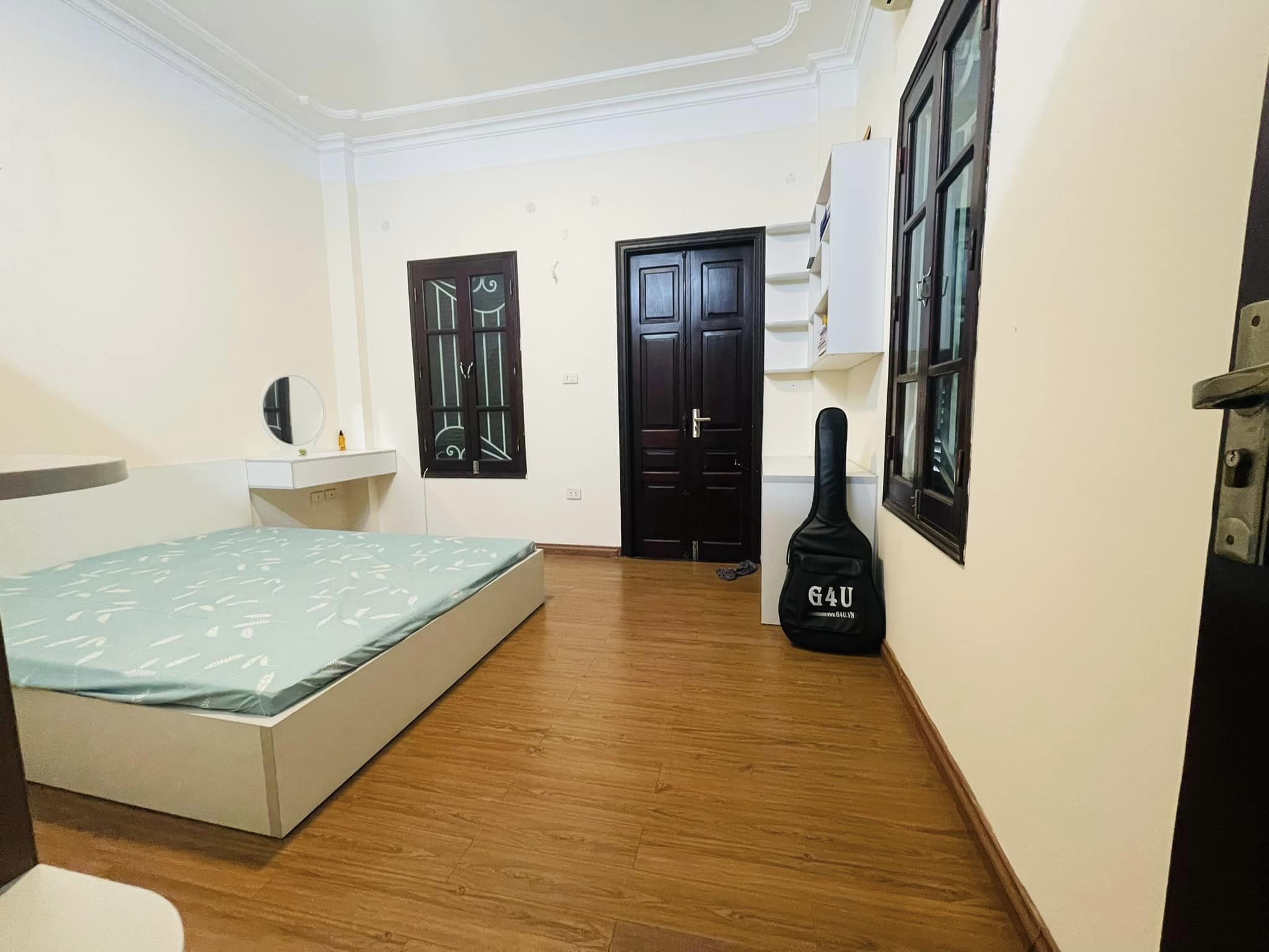 Nhà đẹp ở ngay, mặt ngõ kinh doanh, ô tô 45m2 x 5 tầng phố Mỹ Đình, Nam Từ Liêm 6.2 tỷ