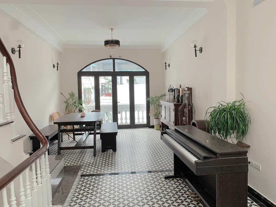 Nhà mới Bồ Đề- LB- 60m2 x 5 tầng x 4.1m- Nội thất vip- Thoáng trước sau- Ở sướng.