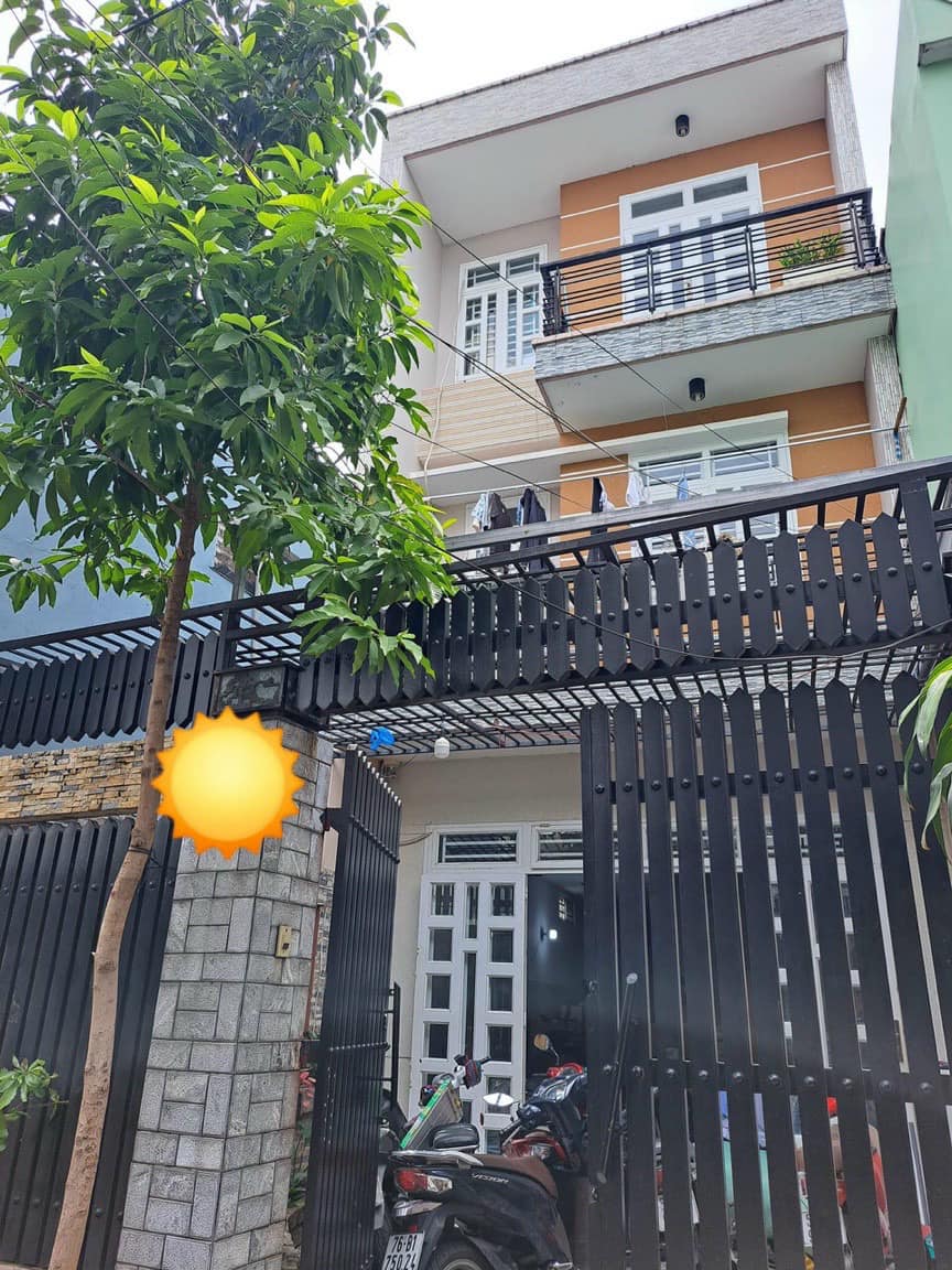 Bán Nhà 3 Tầng Sát Aeon Tân Phú ,Hẻm Xe Tải,Ngang 5m, Diện Tích 100m2, Nhỉnh 5 Tỷ