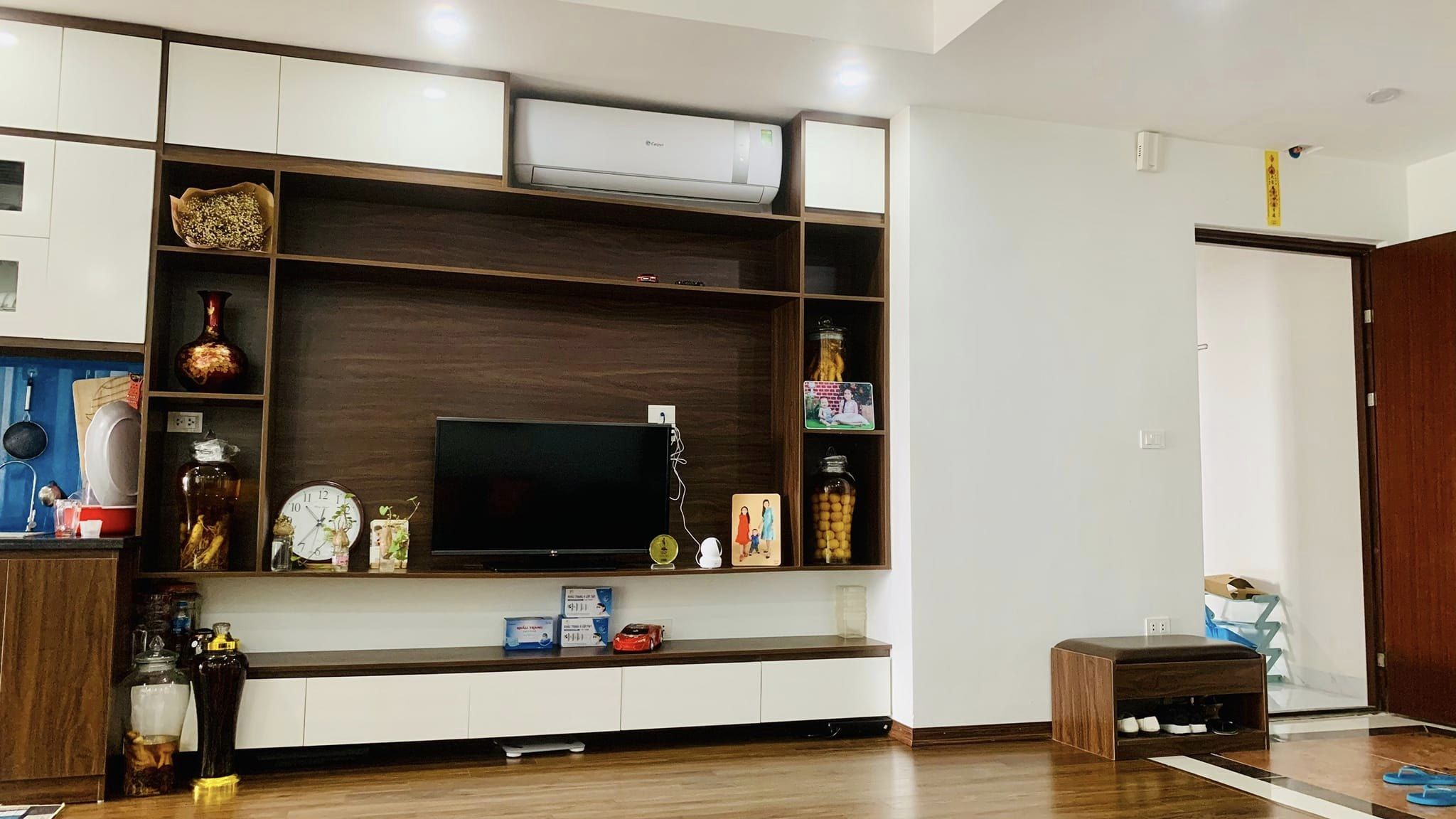 Bán nhà 175 Lạc Long Quân 60m2 Phân Lô Ôtô Vỉa hè 14 tỷ