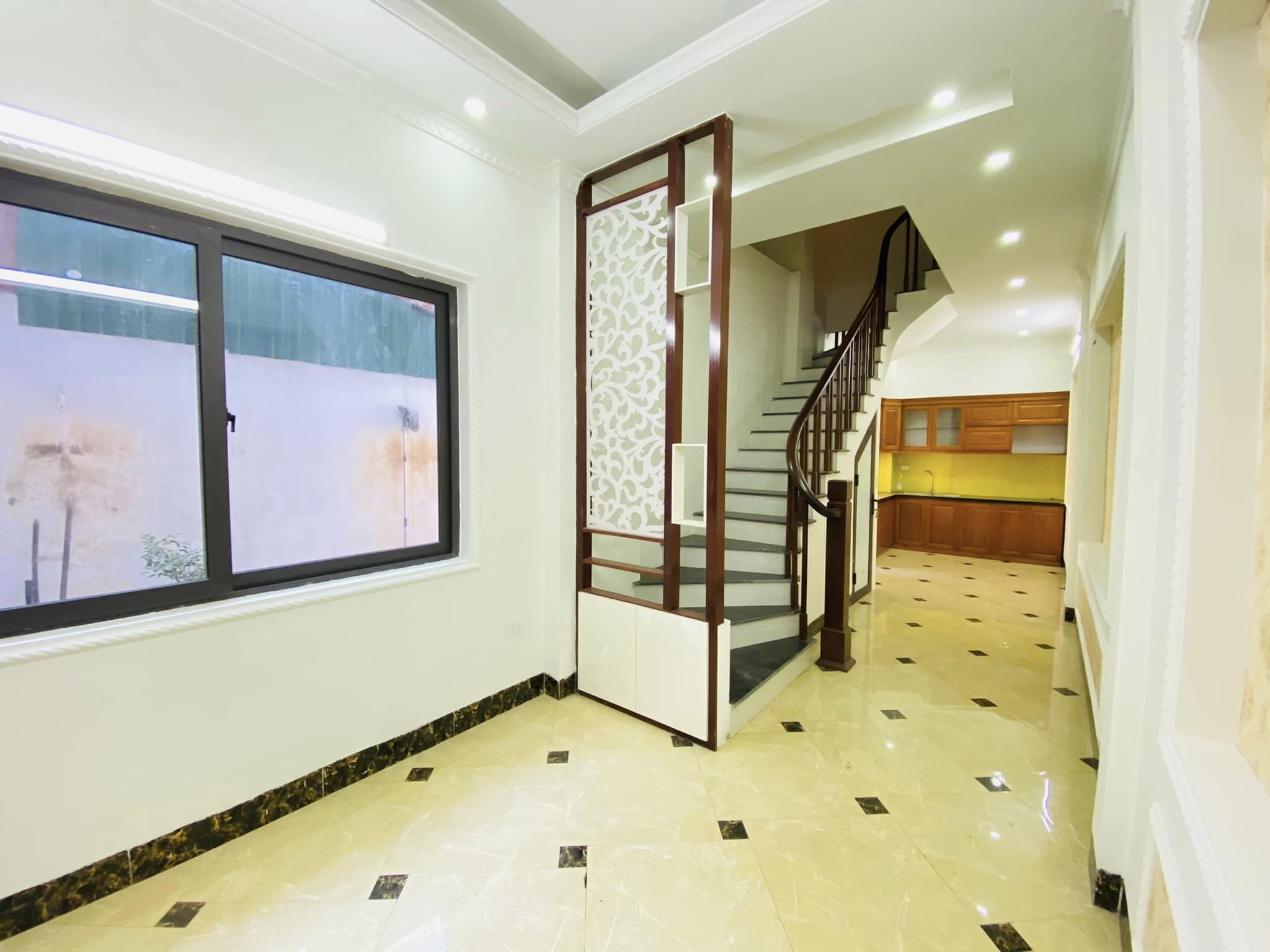 NHÀ MỚI PHỐ BÙI XƯƠNG TRẠCH THANH XUÂN HN