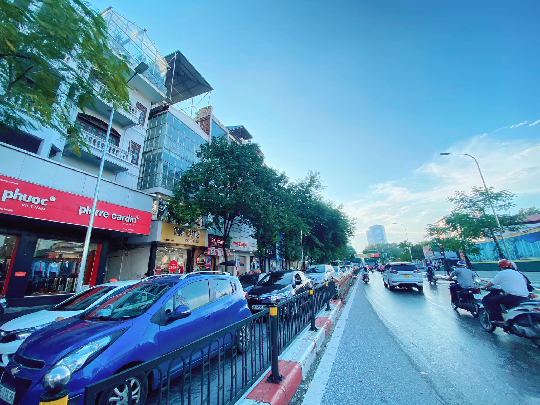 Bán nhà mặt phố Đống Đa Chùa Bộc 110m2 5 tầng MT hơn 4m kinh doanh đỉnh