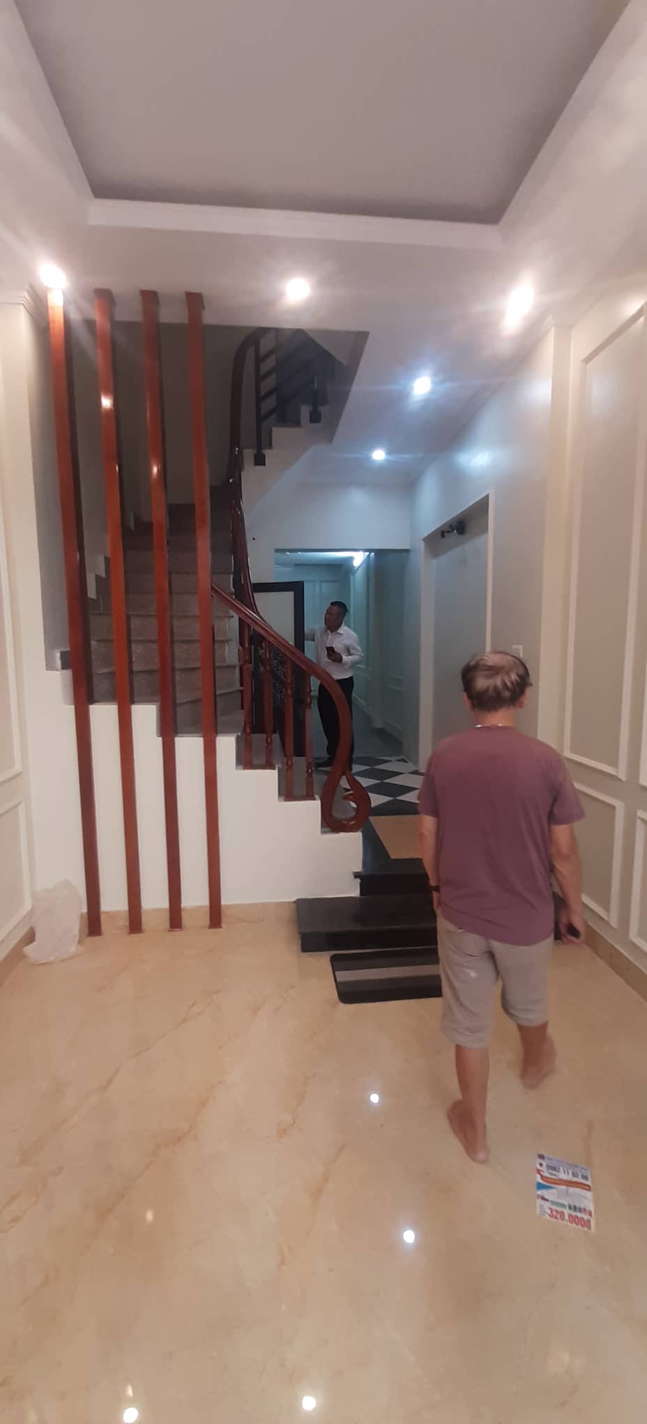 Bán mặt tiền kinh doanh Cổ Nhuế- Phạm Văn Đồng 30m x 5 tầng. Mt 4m. Lô Góc. 2 thoáng