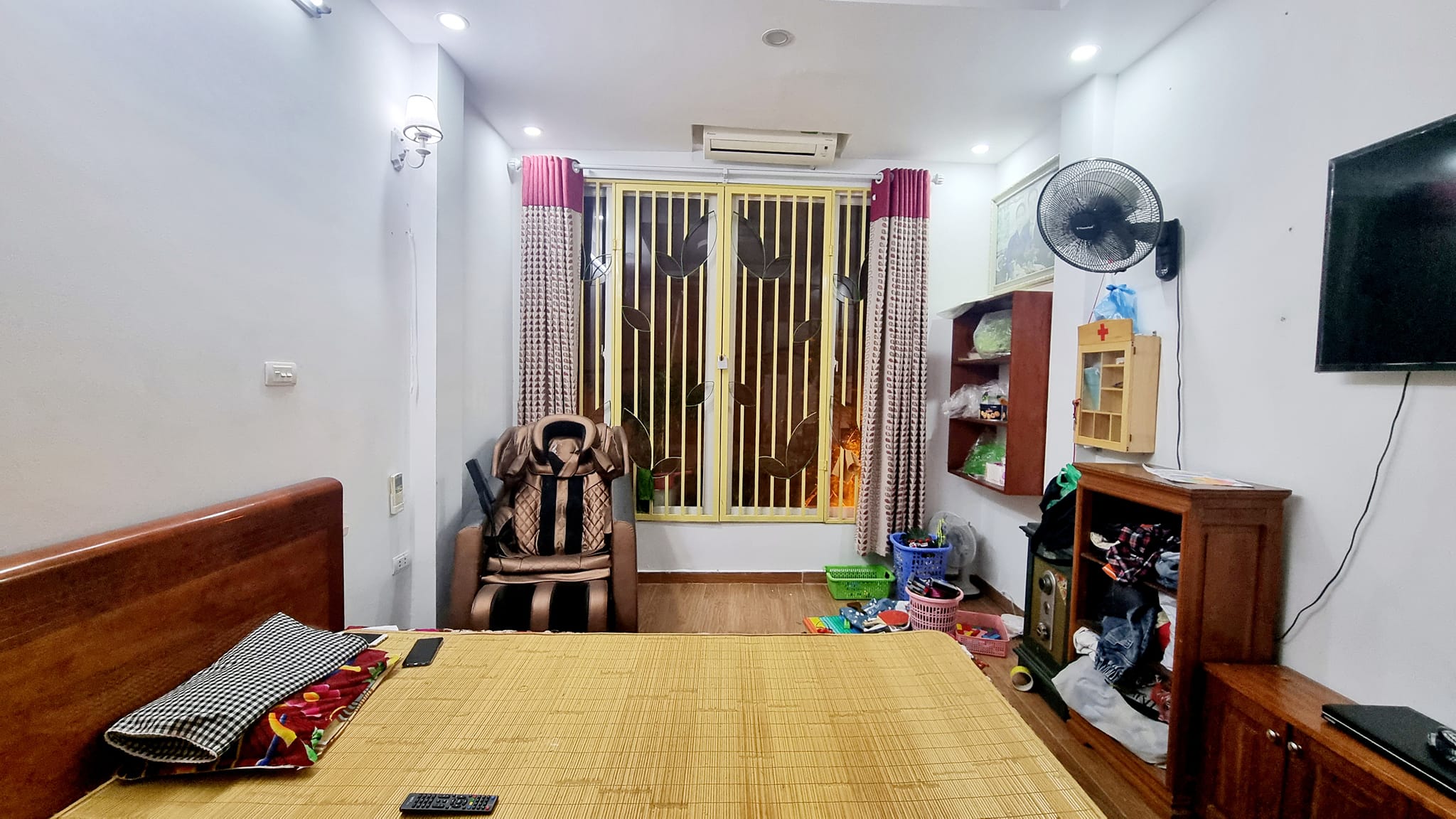 Bán nhà Nguyễn Lương Bằng 37m2 x 5 tầng, ngõ thông, sổ nở hậu, an sinh đỉnh, giá 5.6 tỷ