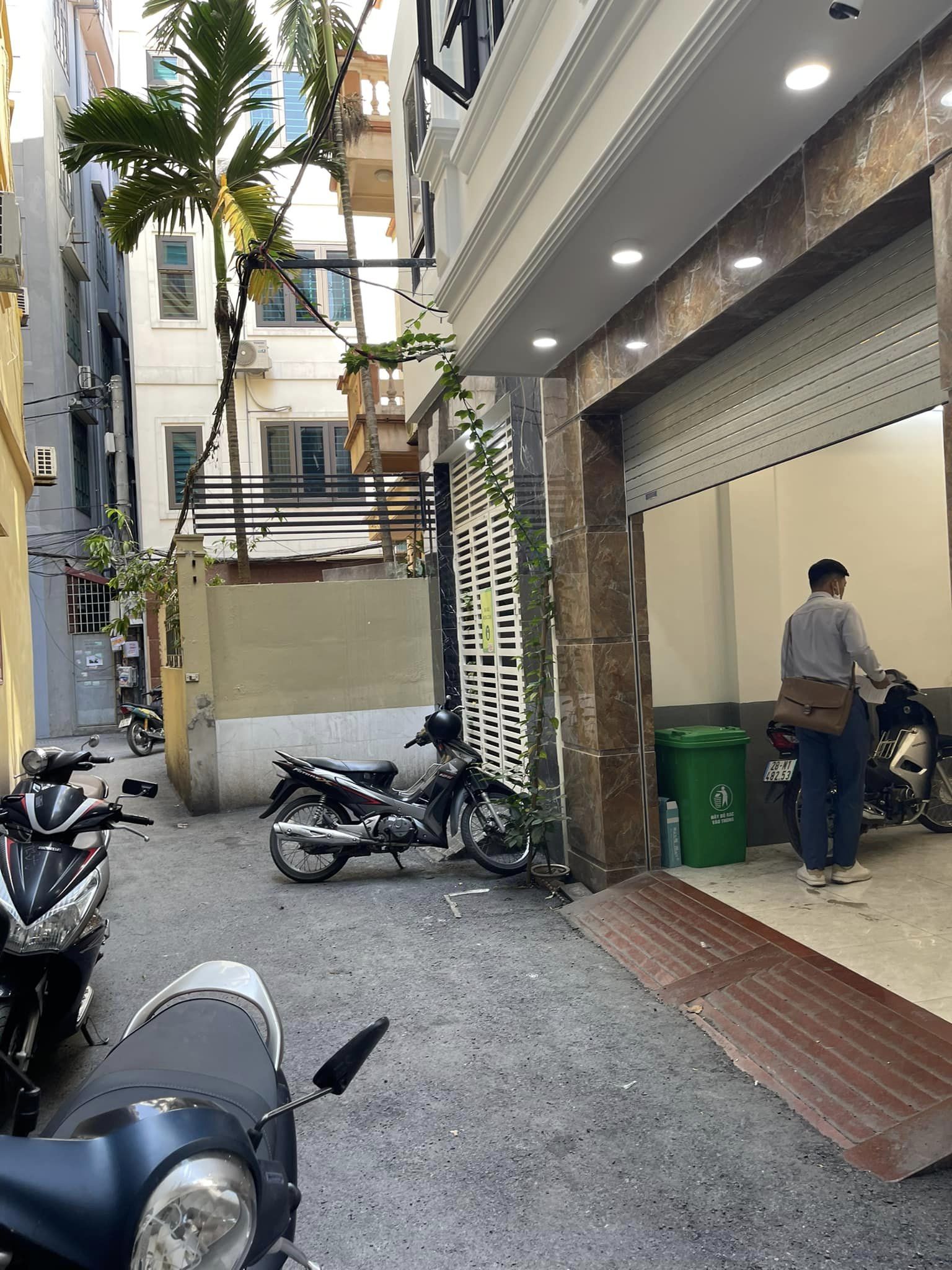 Hàng hiếm CCMN Hồ Tùng Mậu, DT 68mx7.12 phòng, siêu phẩm dòng tiền, KV đông SV